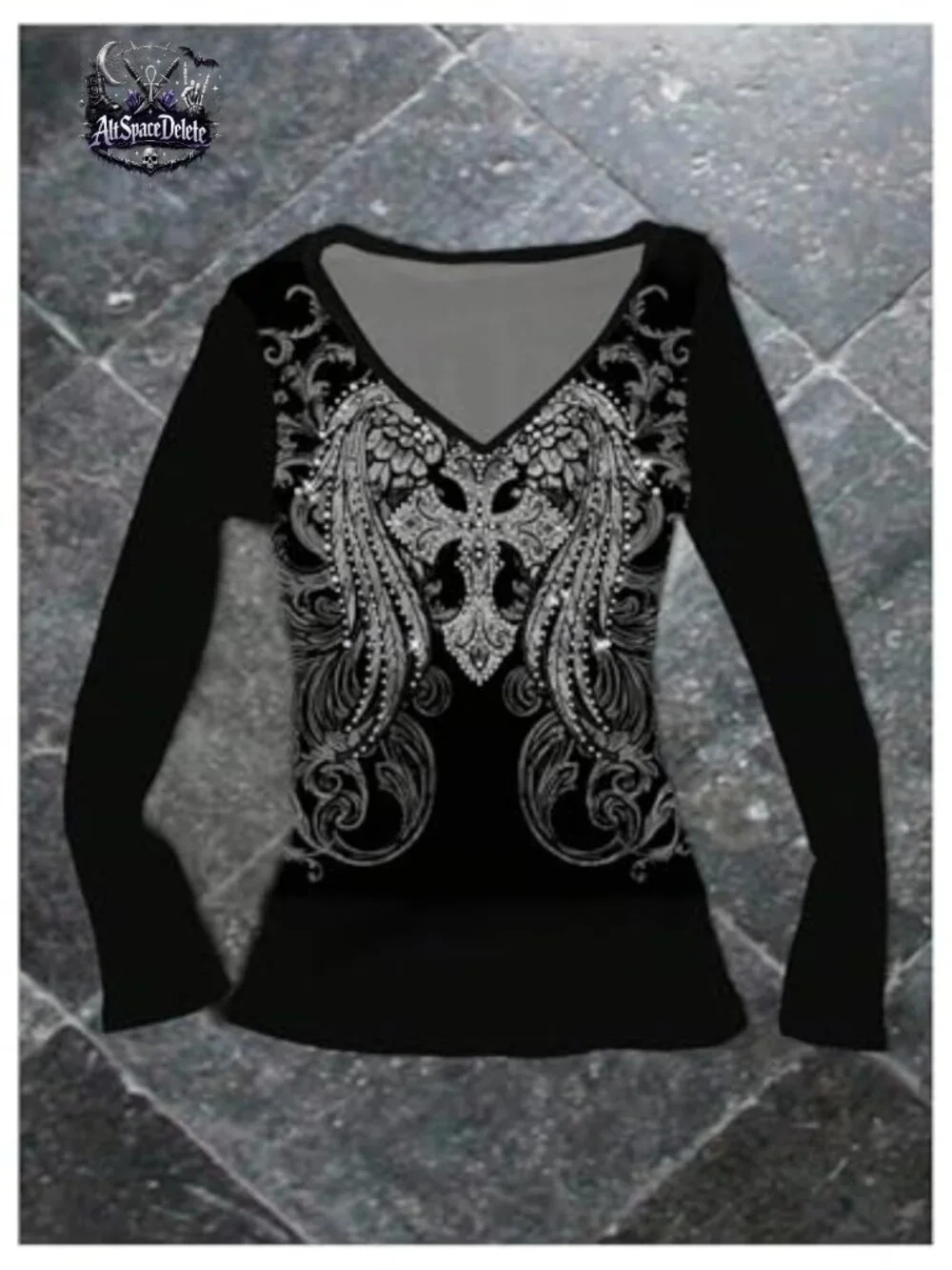 Long Sleeve V-Neck Graphic Tee Y2K Streetwear Fall Outfit_3